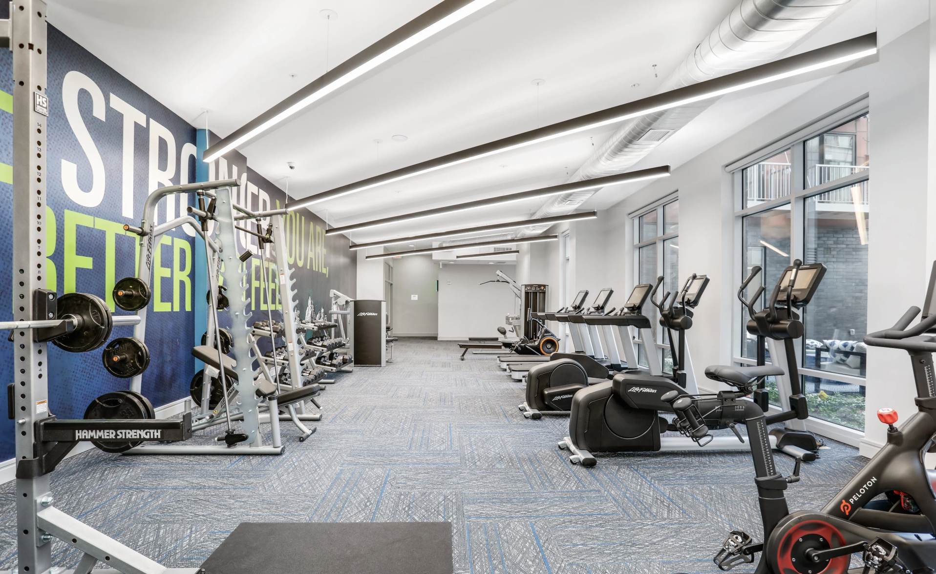 24/7 gym