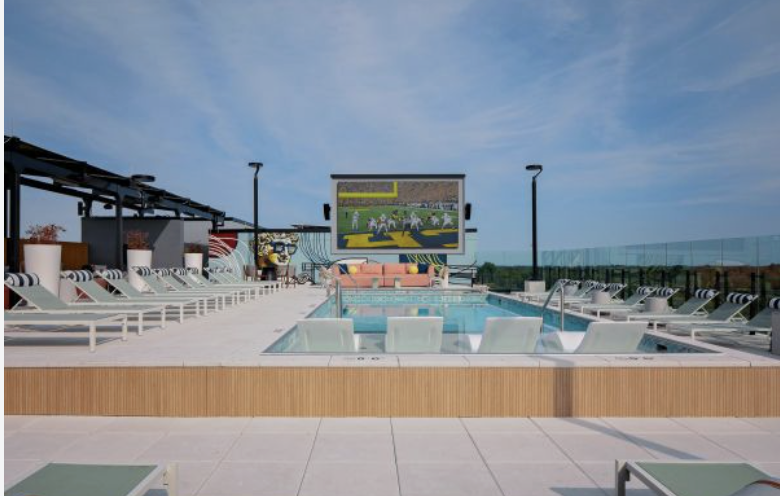 rooftop pool