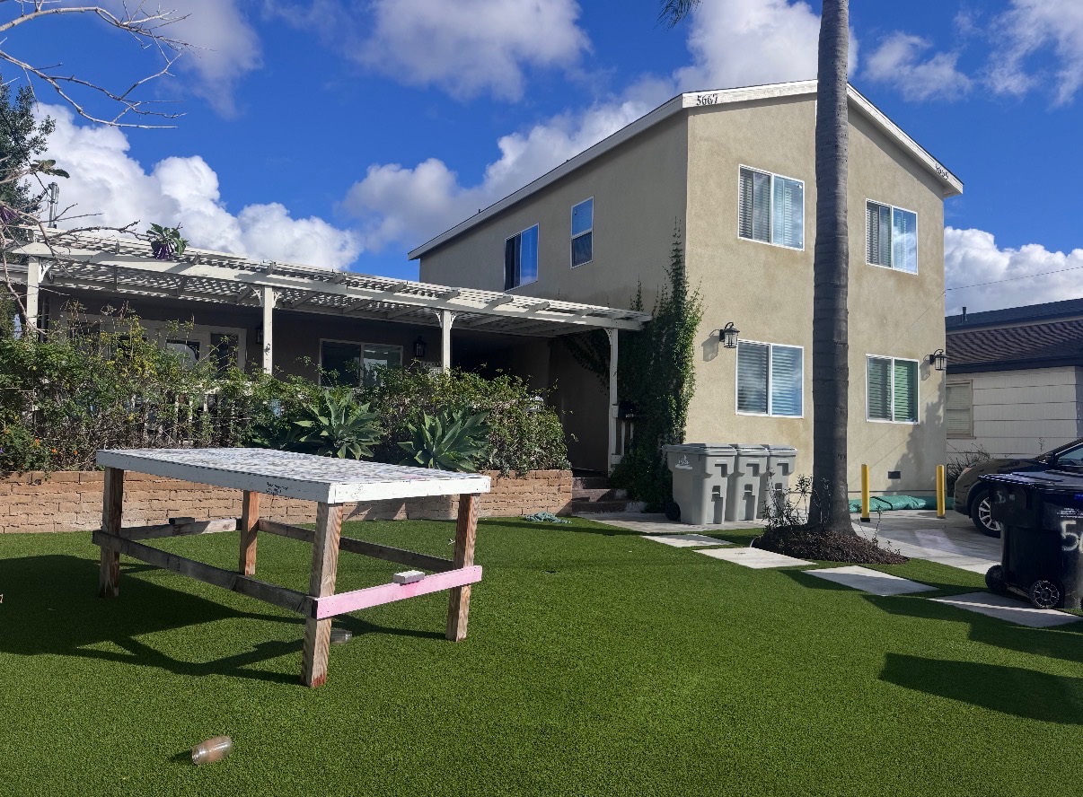 Front lawn 