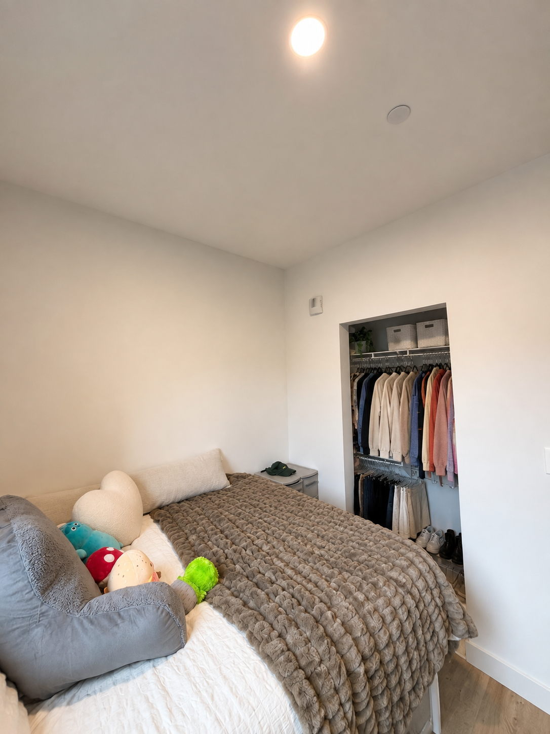 ROOM D  